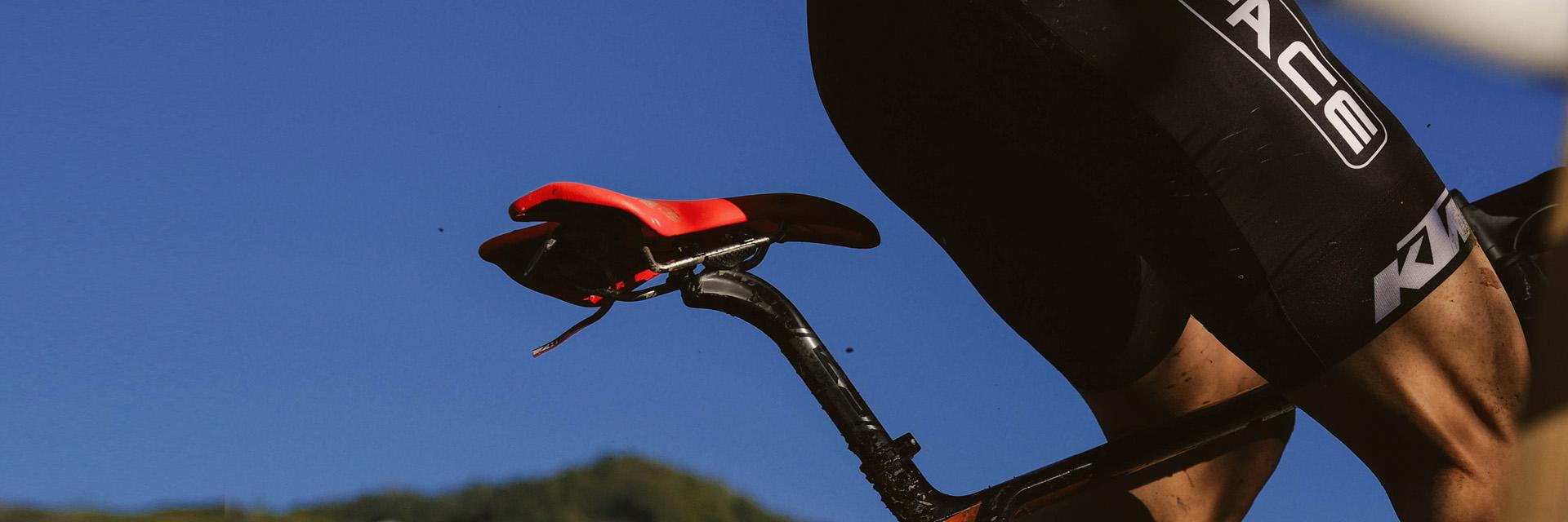 The F30 and F30C saddles tested off-road with Nicolas Samparisi