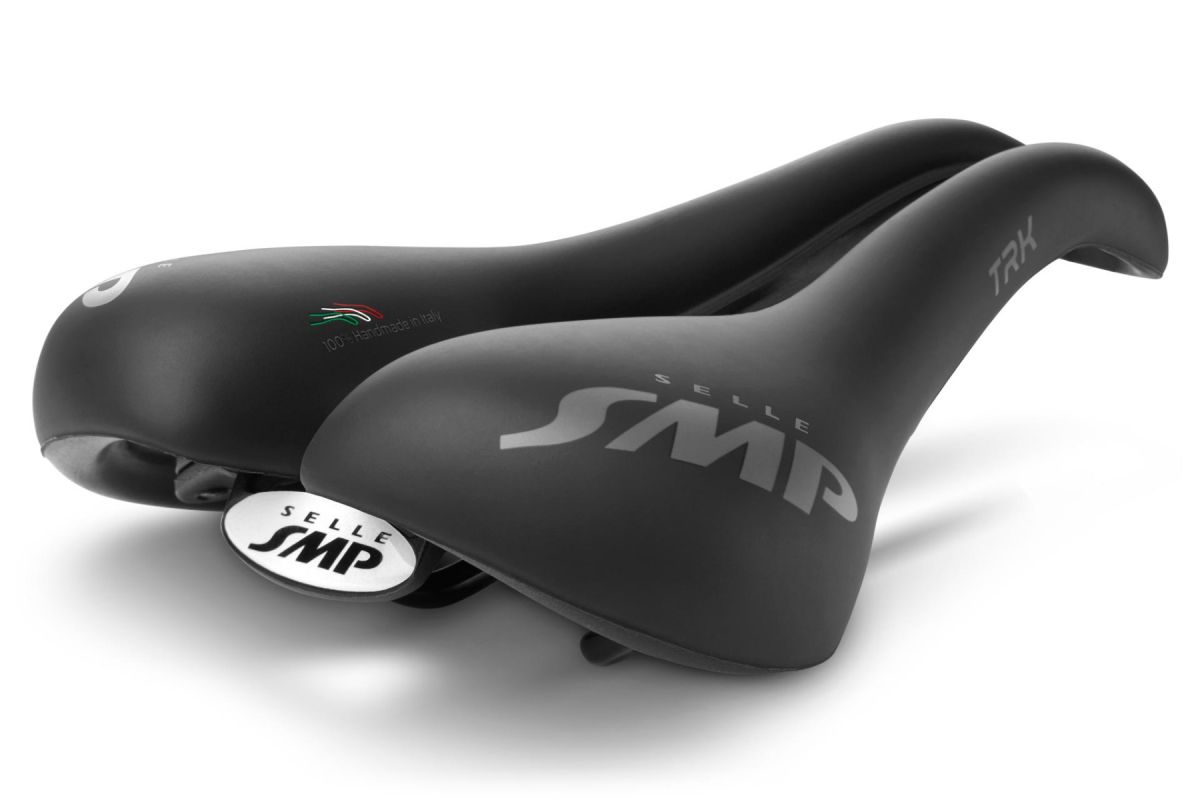 Dezelfde Ga naar het circuit oppakken TRK Large - Very wide and well padded saddle fortrekking and city bikes | Selle  SMP